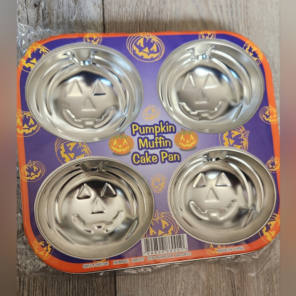 COPY - Vintage 2-Piece Set Pumpkin Muffin Cake Pans